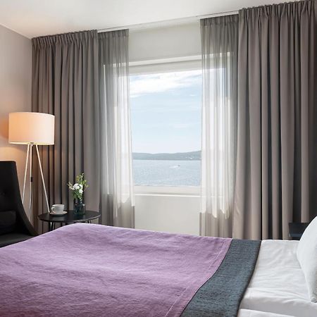 Elite Plaza Oernskoeldsvik Hotel Buitenkant foto