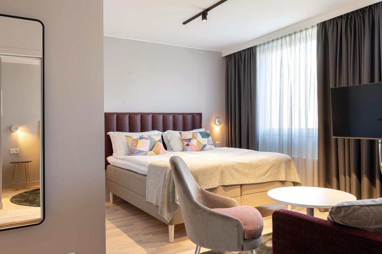 Elite Plaza Oernskoeldsvik Hotel Buitenkant foto