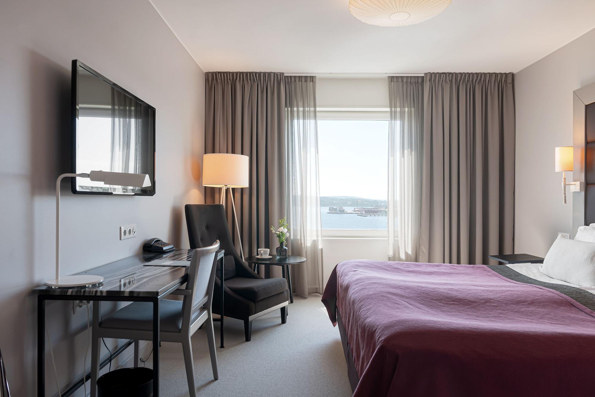 Elite Plaza Oernskoeldsvik Hotel Buitenkant foto