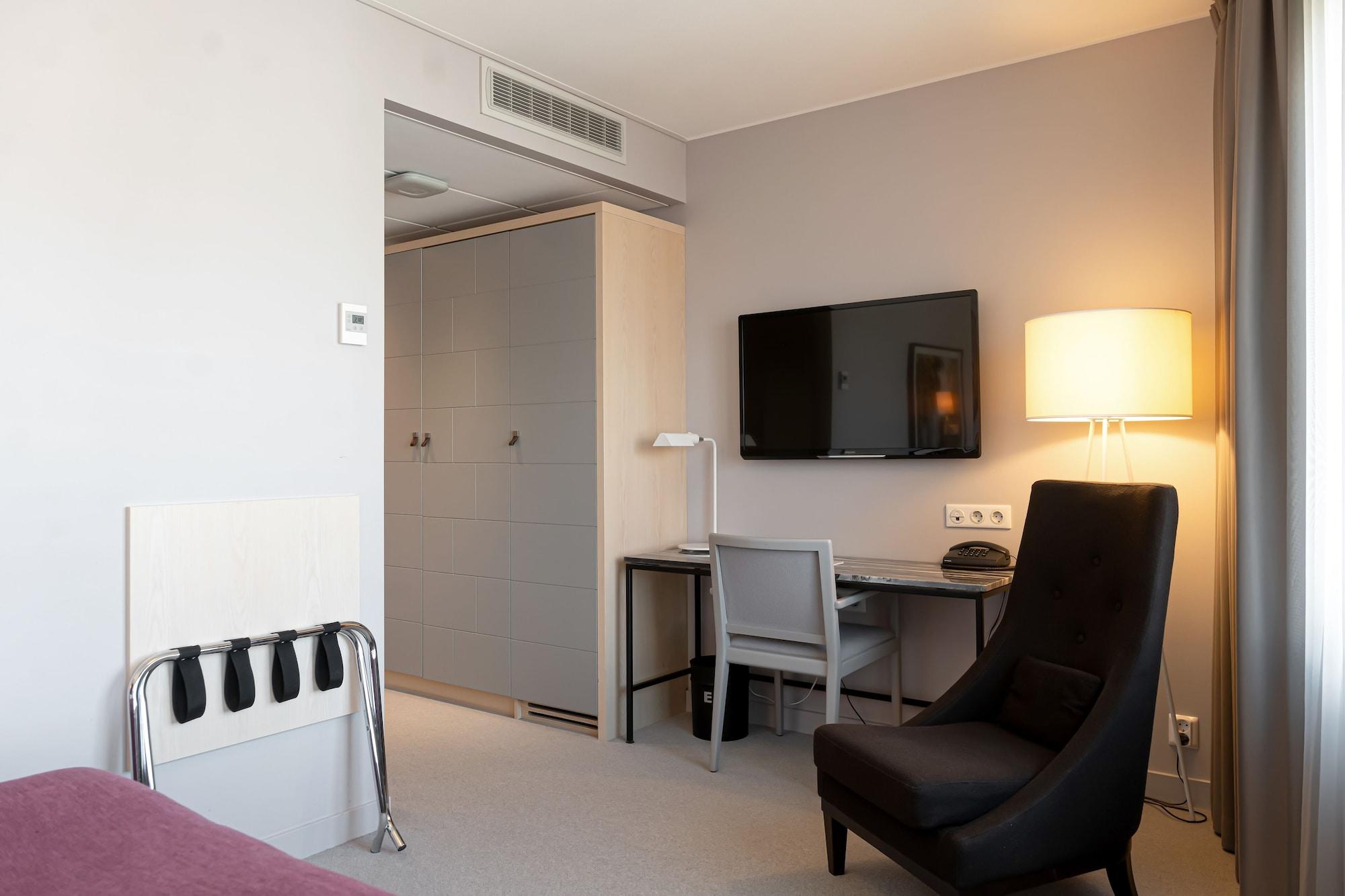 Elite Plaza Oernskoeldsvik Hotel Buitenkant foto