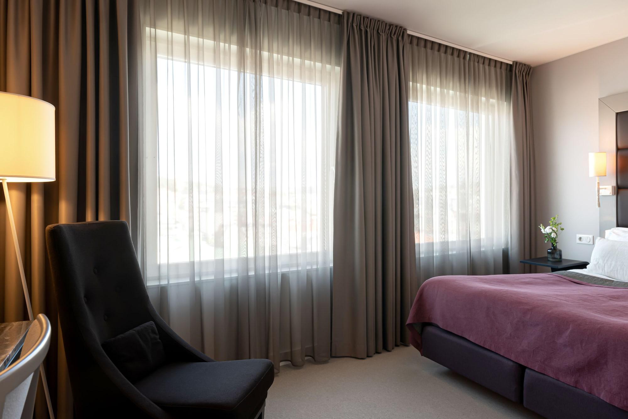 Elite Plaza Oernskoeldsvik Hotel Buitenkant foto