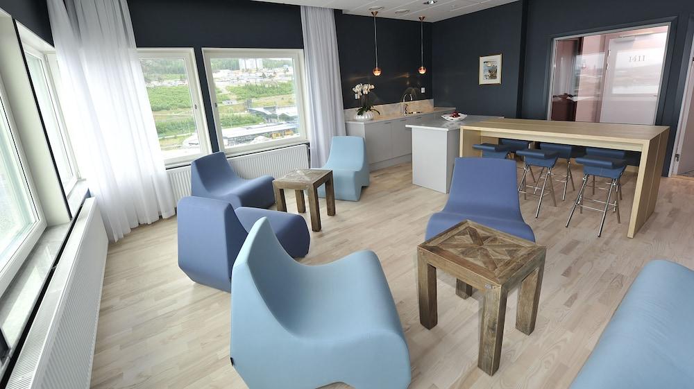Elite Plaza Oernskoeldsvik Hotel Buitenkant foto