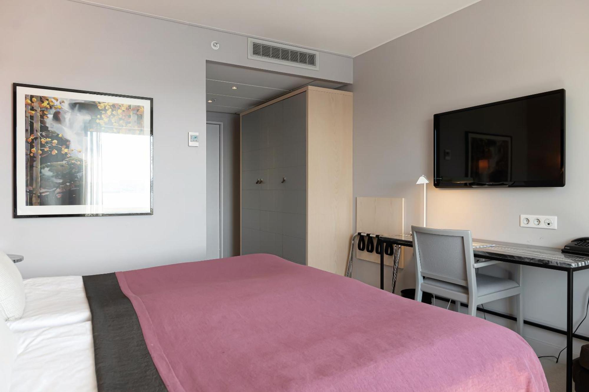 Elite Plaza Oernskoeldsvik Hotel Buitenkant foto