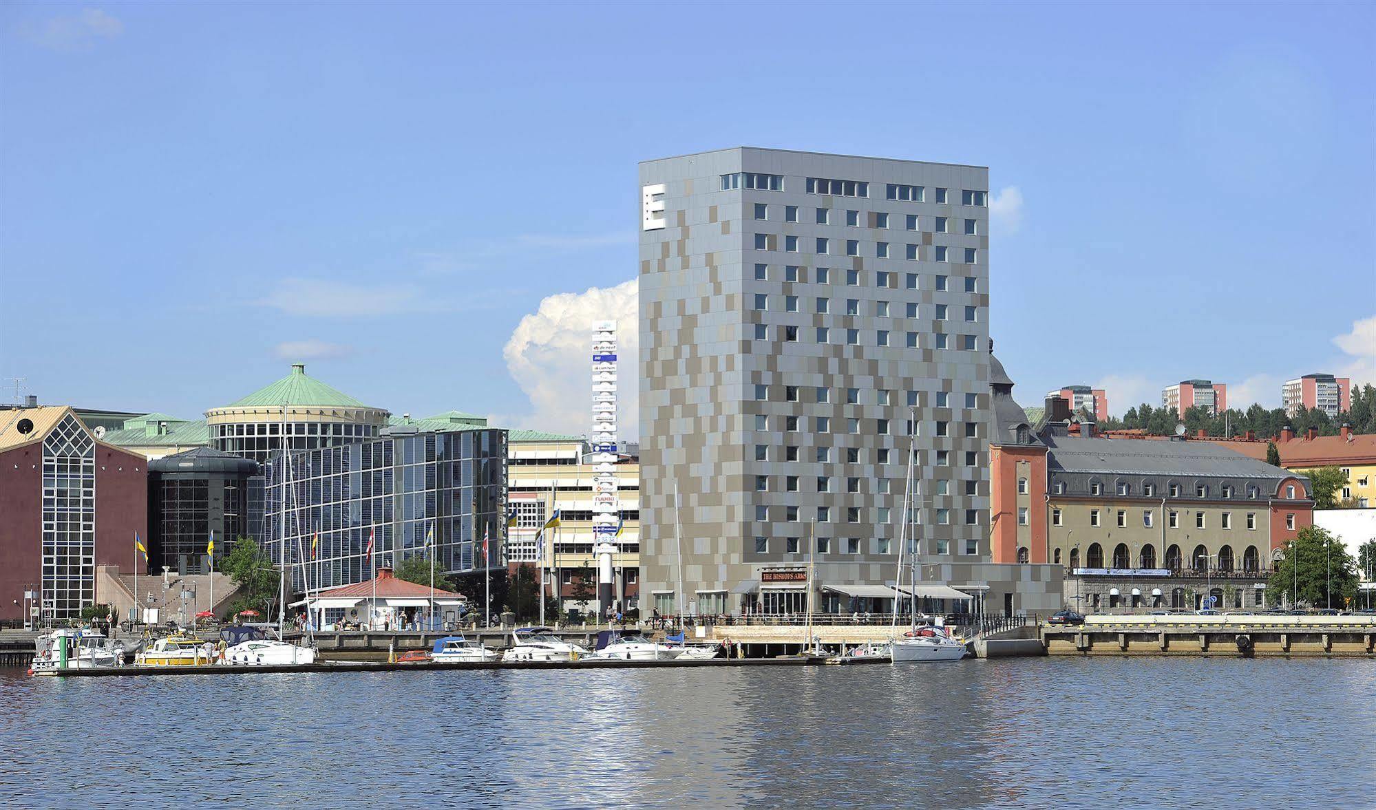 Elite Plaza Oernskoeldsvik Hotel Buitenkant foto